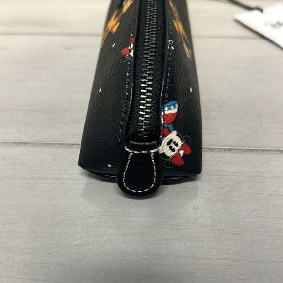 NWT Coach X Disney Christmas Pencil Case - Picture 5 of 8